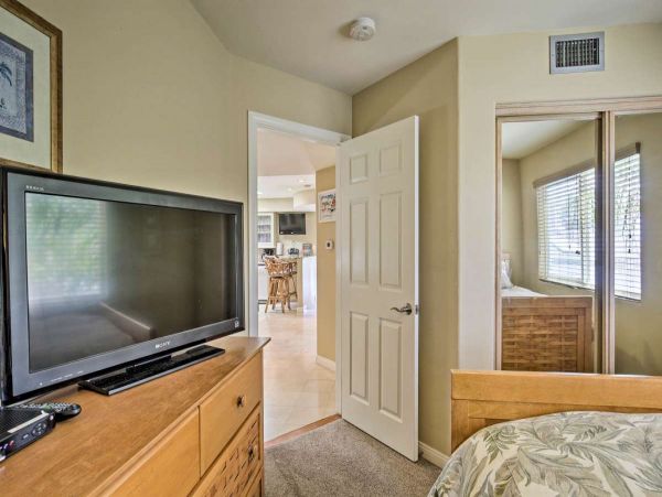 San Diego Beach Communities North Condo 998000