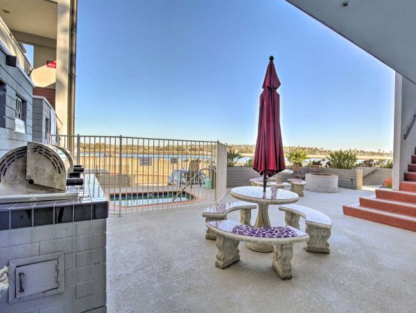 San Diego Beach Communities North Condo 998001