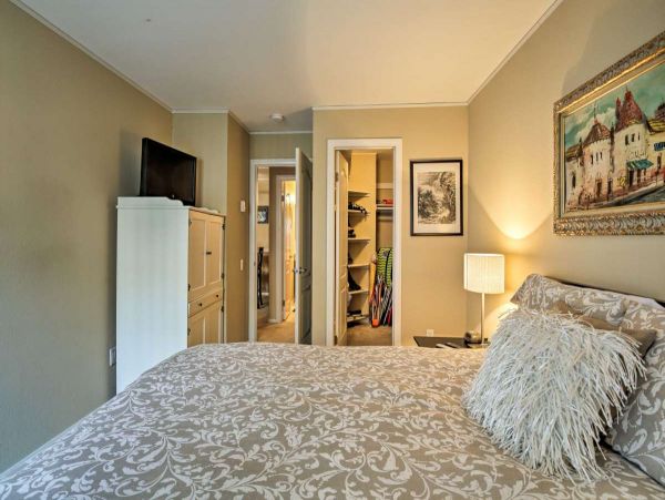 San Diego Beach Communities North Condo 998002