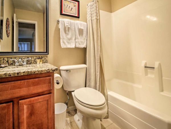 San Diego Beach Communities North Condo 998002