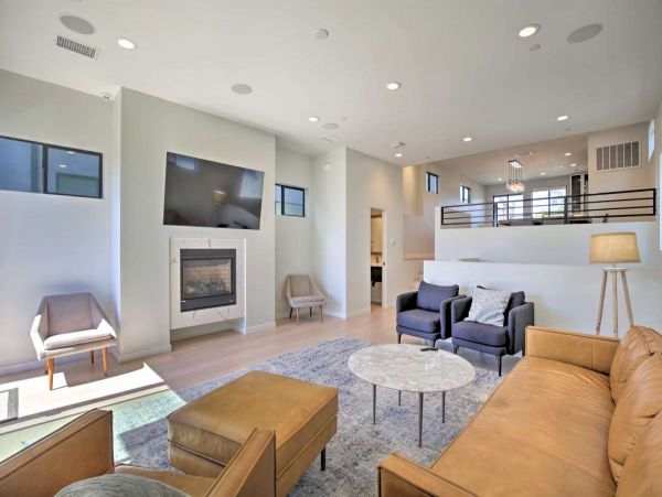 San Diego Beach Communities North Home 998004