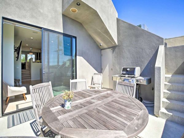 San Diego Beach Communities North Home 998004