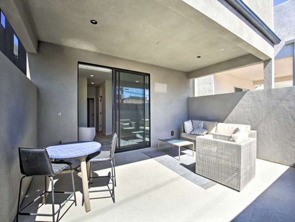 San Diego Beach Communities North Home 998004
