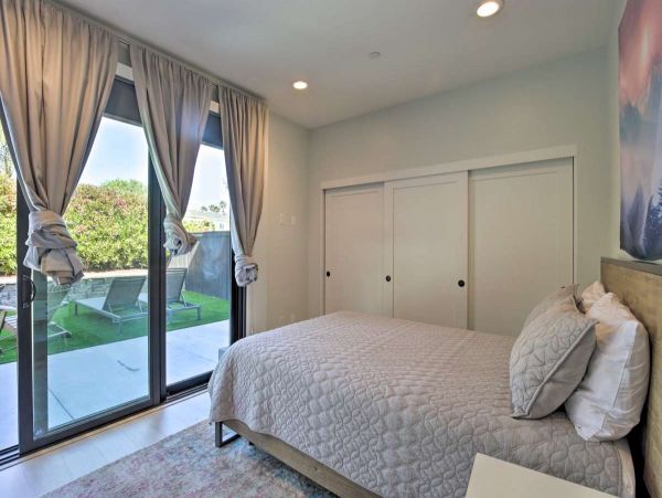 San Diego Beach Communities North Home 998004
