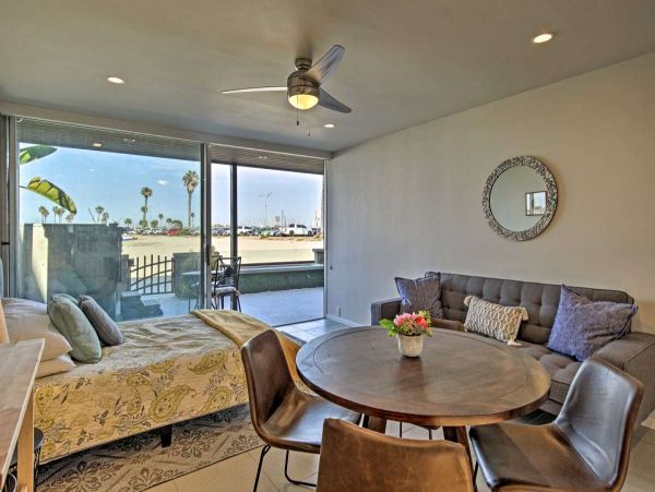 San Diego Beach Communities North Home 998005
