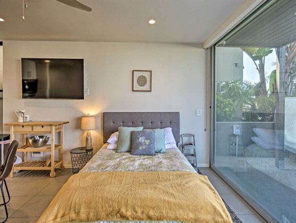 San Diego Beach Communities North Home 998005