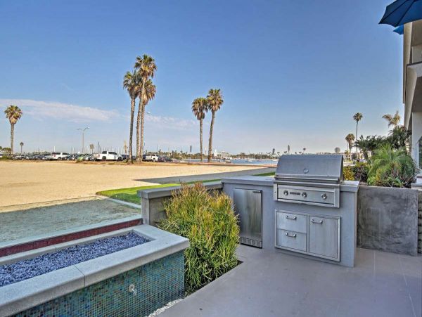 San Diego Beach Communities North Home 998005