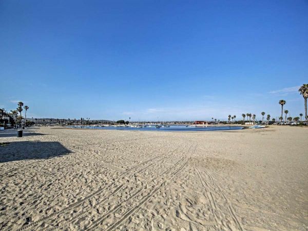 San Diego Beach Communities North Home 998005