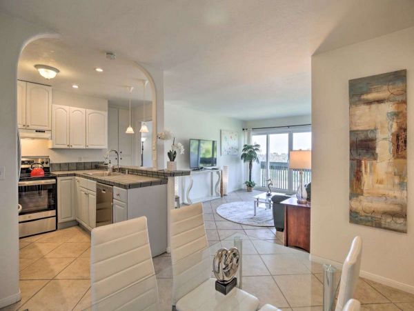 San Diego Beach Communities North Condo 998006