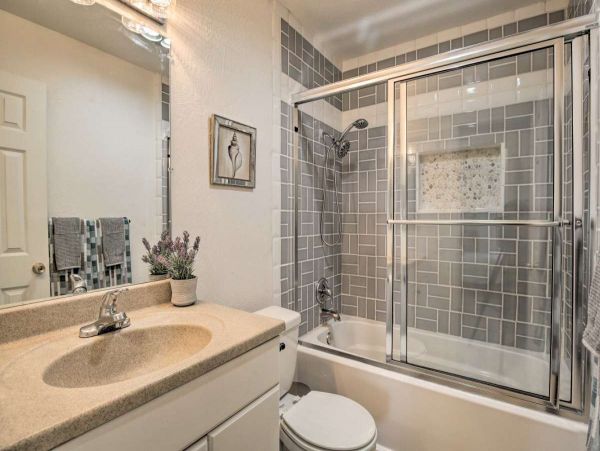 San Diego Beach Communities North Condo 998006