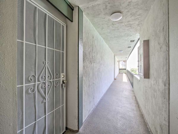 San Diego Beach Communities North Condo 998006