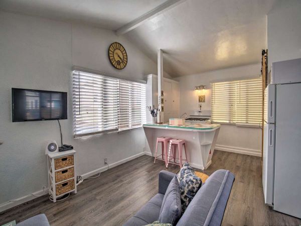 San Diego Beach Communities North Home 998007