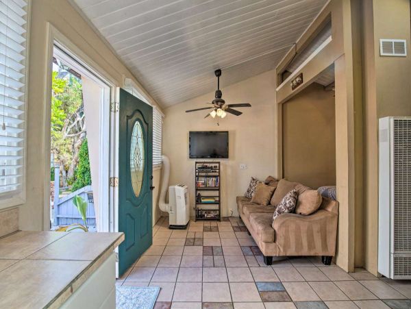 San Diego Beach Communities North Home 998009