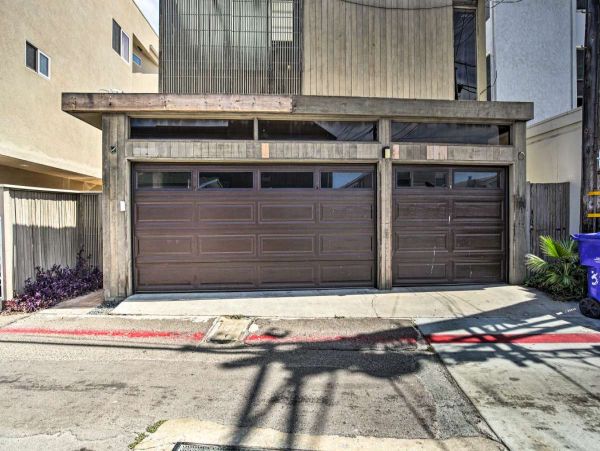 Bay Beachfront Three Bedroom Vacation Townhome in Mission Beach