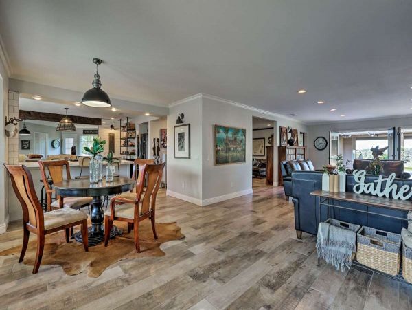 San Diego Beach Communities North Home 998011