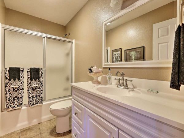 San Diego Beach Communities North Home 998011