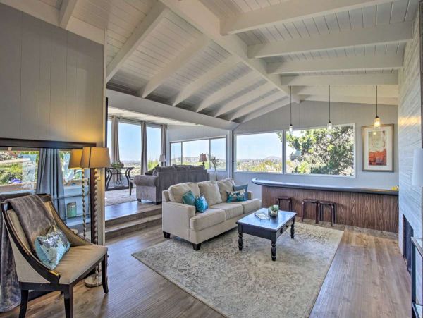 San Diego Beach Communities North Home 998012