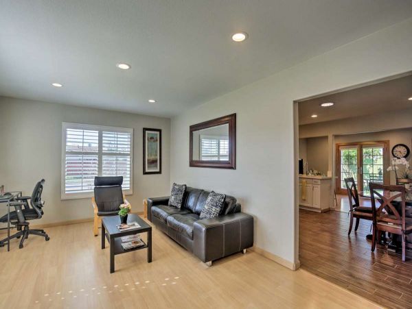 San Diego Beach Communities North Home 998014