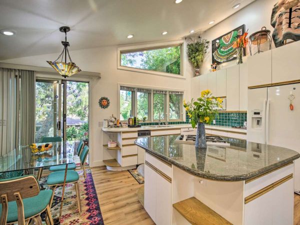 San Diego Beach Communities North Home 998017