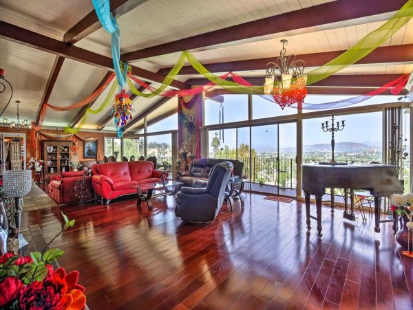 San Diego Beach Communities North Home 998020