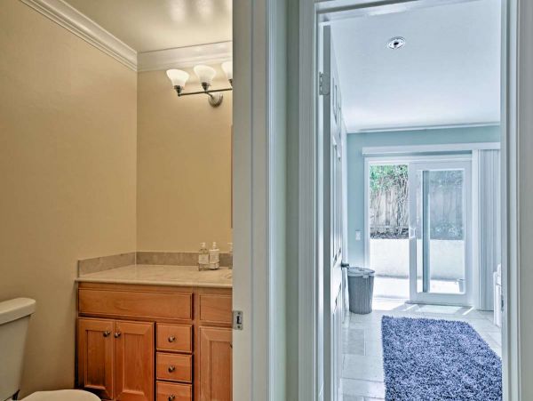 San Diego Beach Communities North Home 998021
