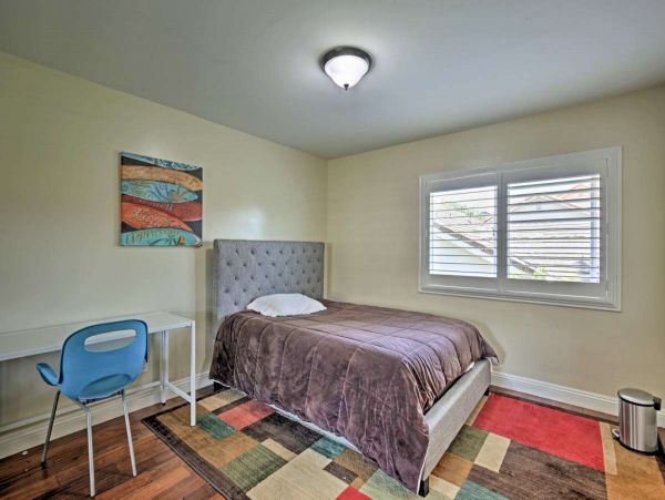 San Diego Beach Communities North Home 998021
