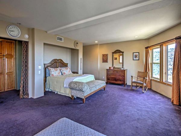Tranquility & Panoramic Views Five Bedroom Home with Pool in Jamul
