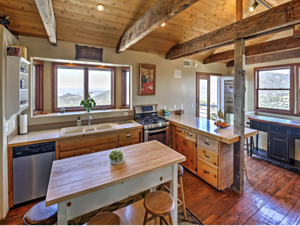 Tranquility & Panoramic Views Five Bedroom Home with Pool in Jamul