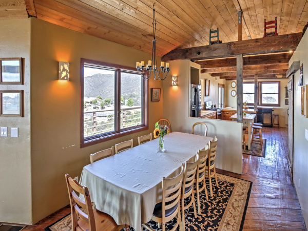 Tranquility & Panoramic Views Five Bedroom Home with Pool in Jamul