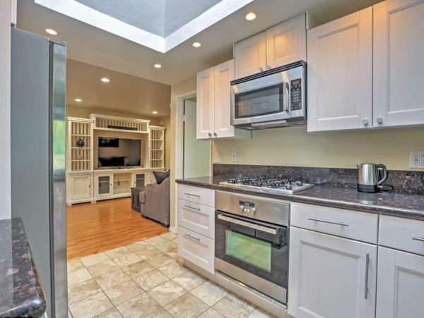San Diego Beach Communities North Home 998023