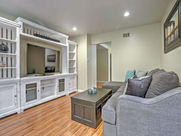 San Diego Beach Communities North Home 998023