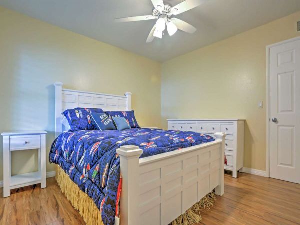 San Diego Beach Communities North Home 998023
