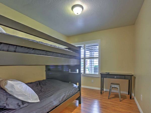 San Diego Beach Communities North Home 998023