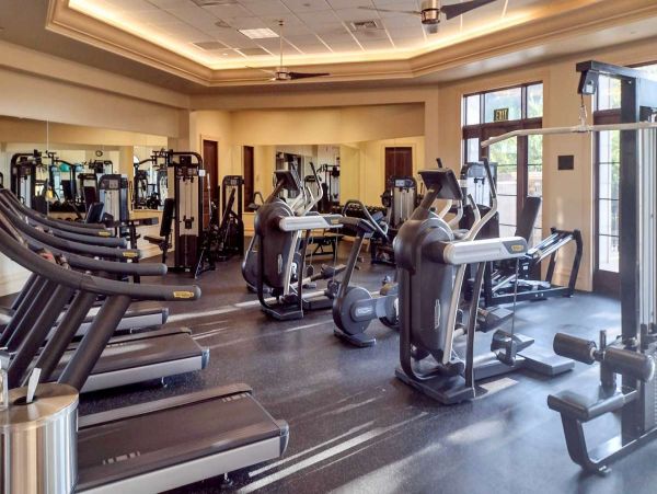 Rancho Santa Fe Home 998024