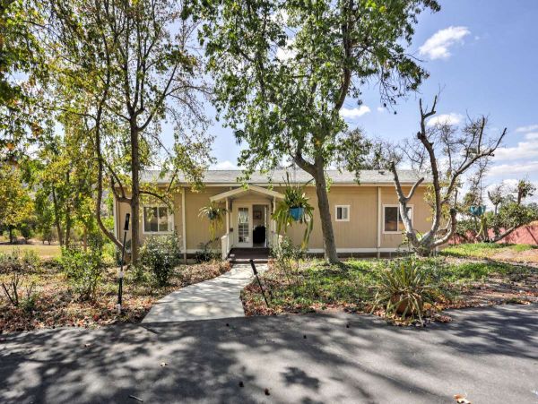 San Diego Beach Communities North Home 998025