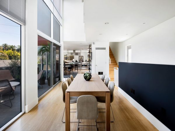 Venice Beach Home 998028