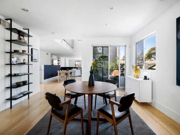Venice Beach Home 998028