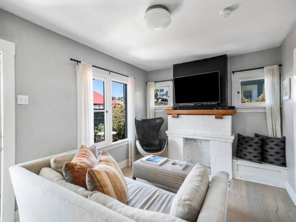 Venice Beach Home 998031
