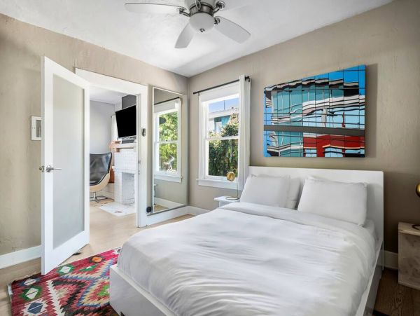 Venice Beach Home 998031