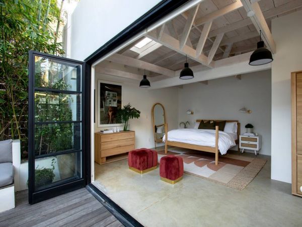 Venice Beach Beautiful 2 Bedroom Bungalow Sleeps 4