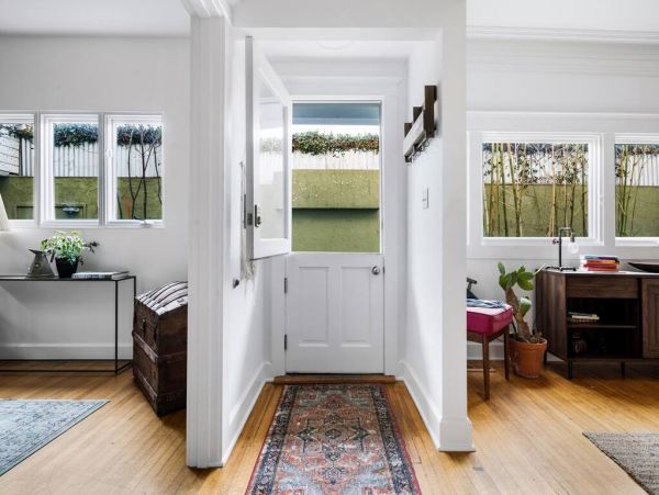 Venice Beach Home 998035