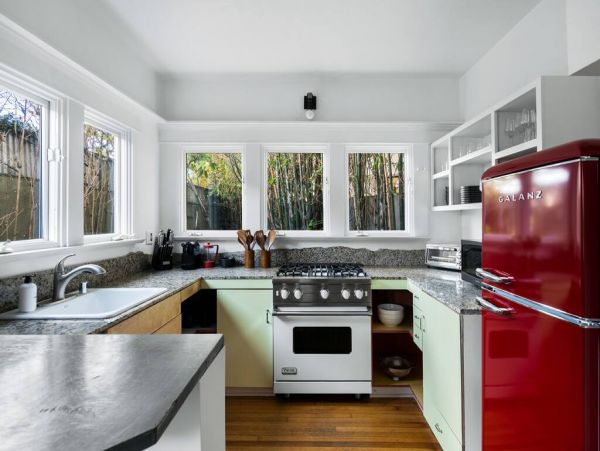 Venice Beach Home 998035