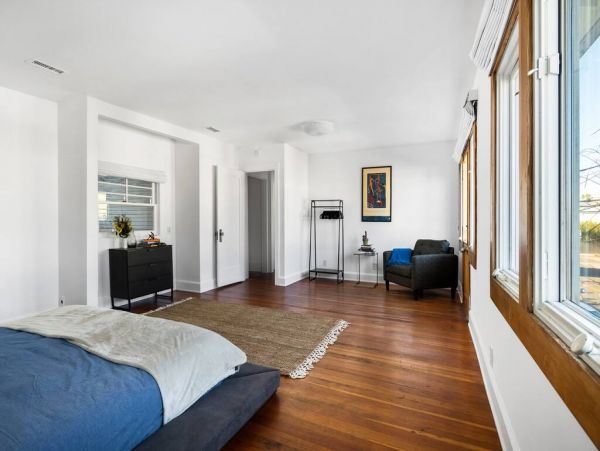 Venice Beach Home 998035