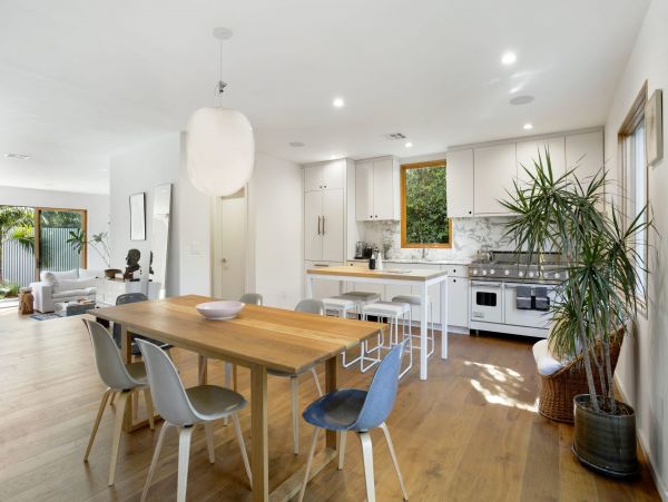 Venice Beach Home 998038