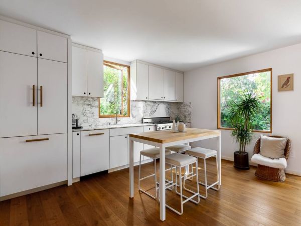 Venice Beach Home 998038