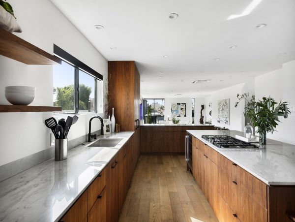 Venice Beach Home 998039
