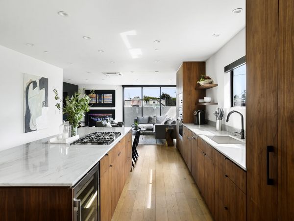 Venice Beach Home 998039