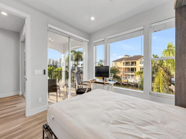 Naples Vacation Rental - Four Bedroom Canal Front Luxury Home