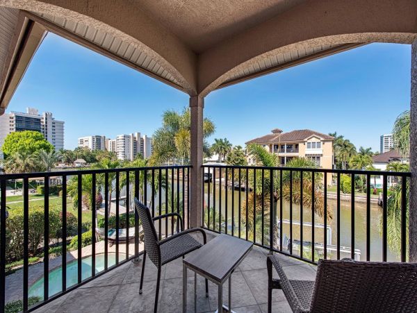 Luxury Naples Pool Vacation Home For Rent