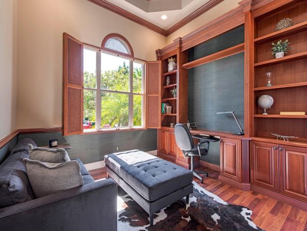 Luxury Naples Pool Vacation Home For Rent